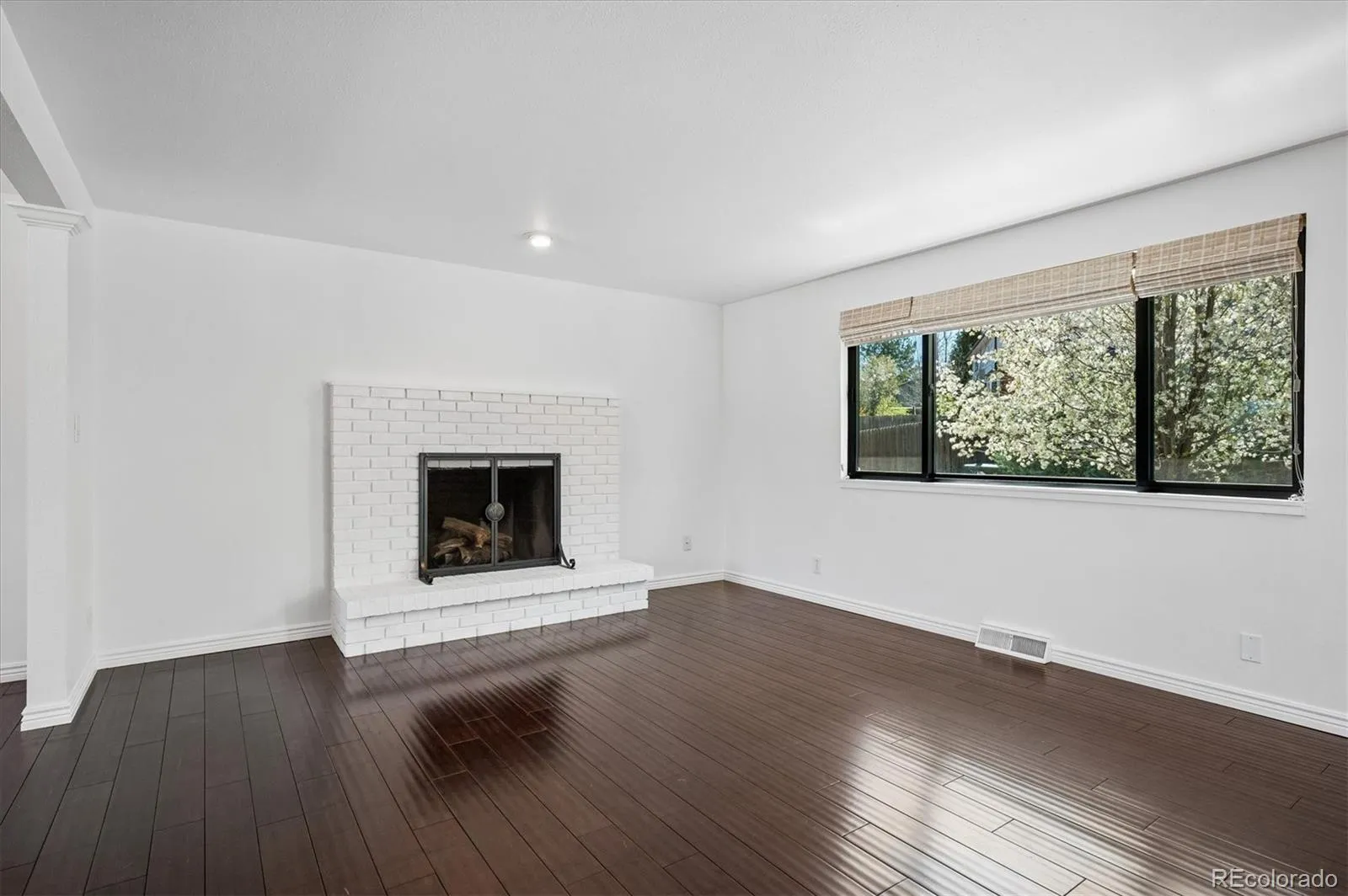 04092026152042 1600 8