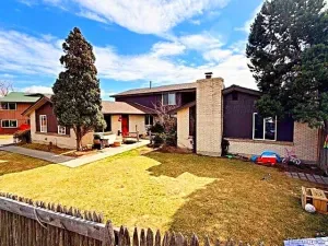 9842 W 22nd Place Lakewood CO 80215 | MLS #REC7459085 03242026213419 300 0