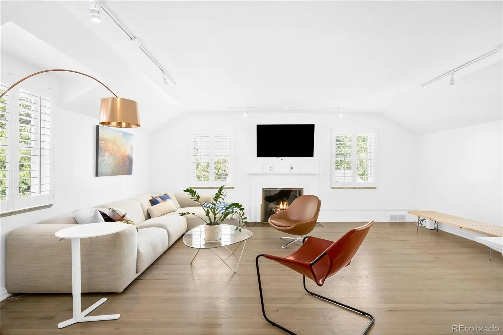 03272026202057 1600 25