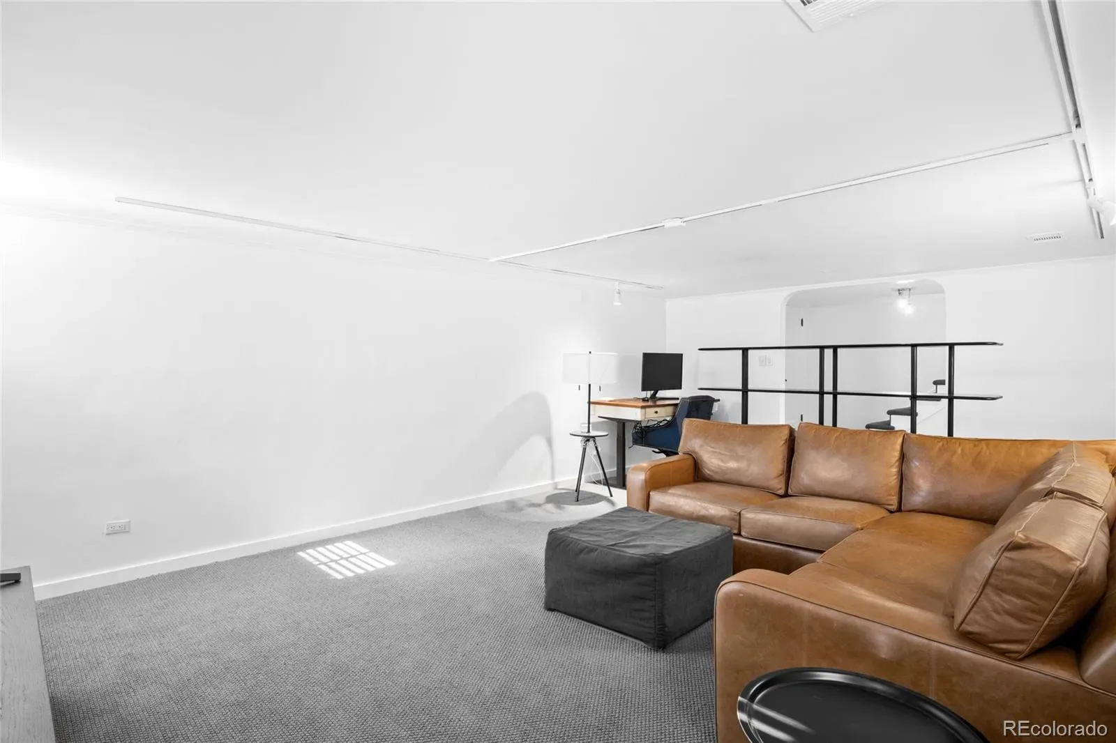 03272026202057 1600 33