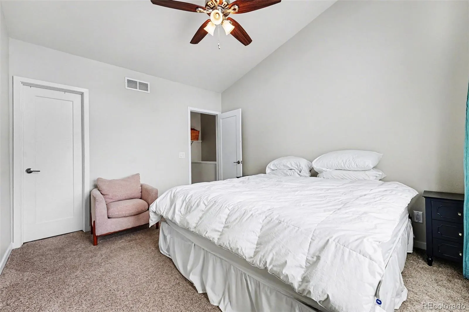 8711 E Hampden Avenue #5 Denver CO 80231 MLS #REC7461034 04212026183910 1600 10
