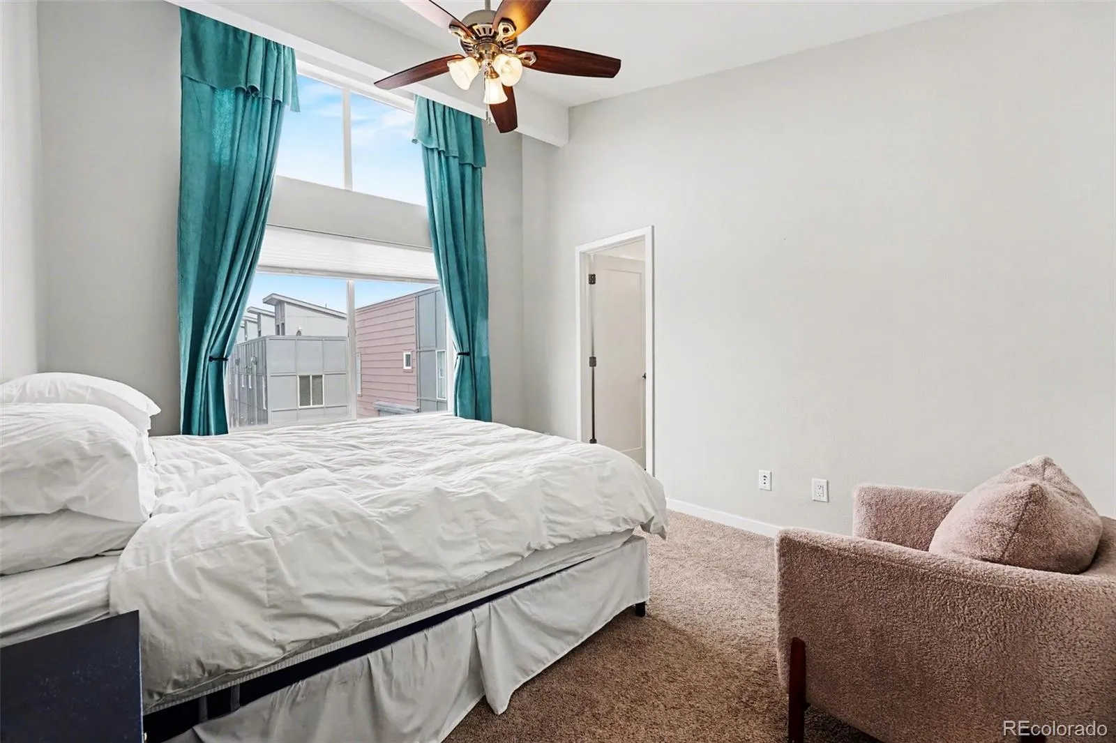 8711 E Hampden Avenue #5 Denver CO 80231 MLS #REC7461034 04212026183910 1600 11