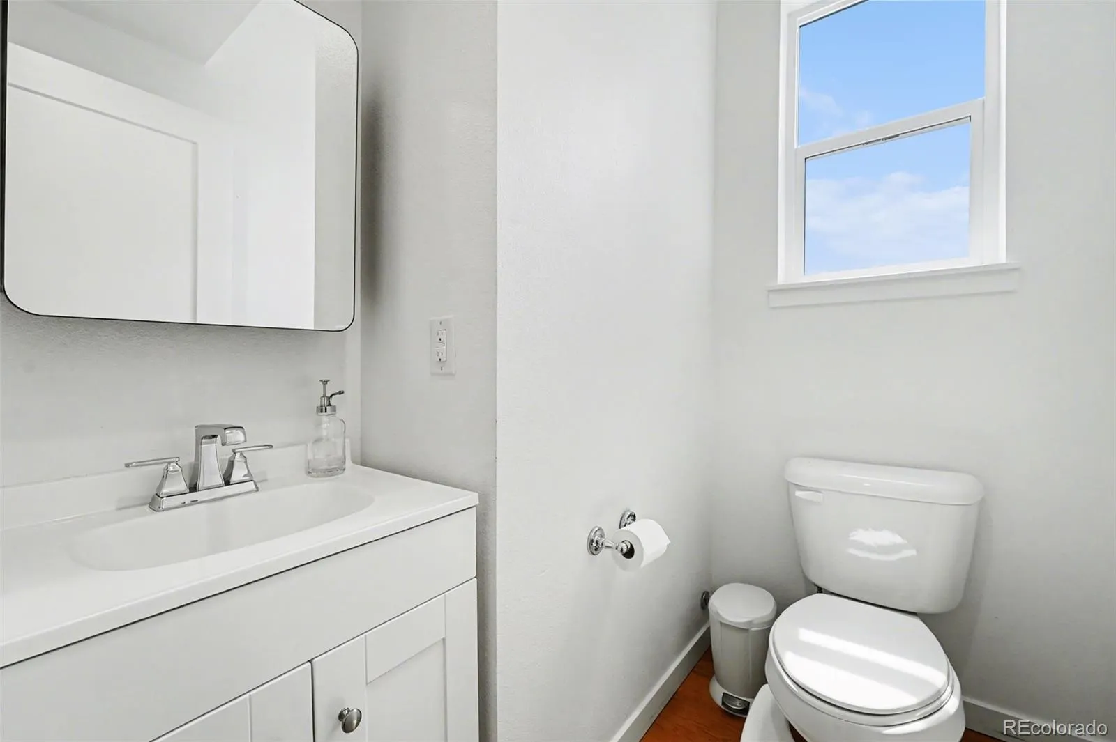 8711 E Hampden Avenue #5 Denver CO 80231 MLS #REC7461034 04212026183910 1600 16