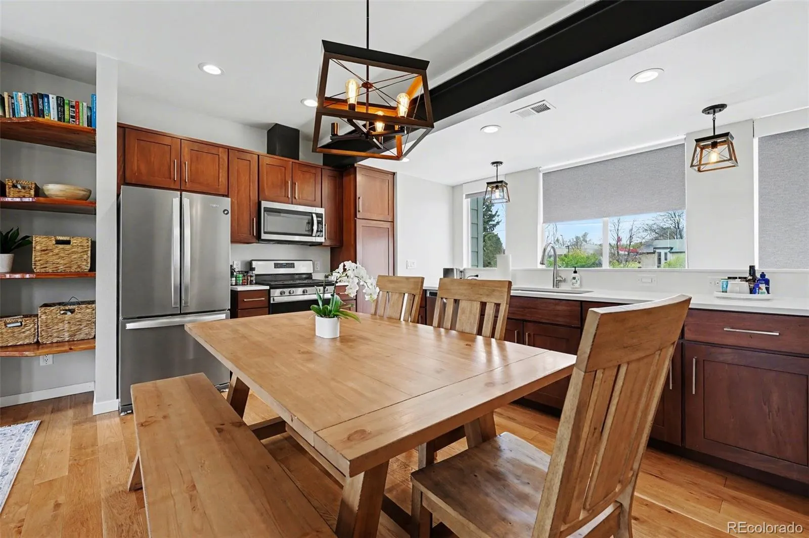 8711 E Hampden Avenue #5 Denver CO 80231 MLS #REC7461034 04212026183910 1600 9