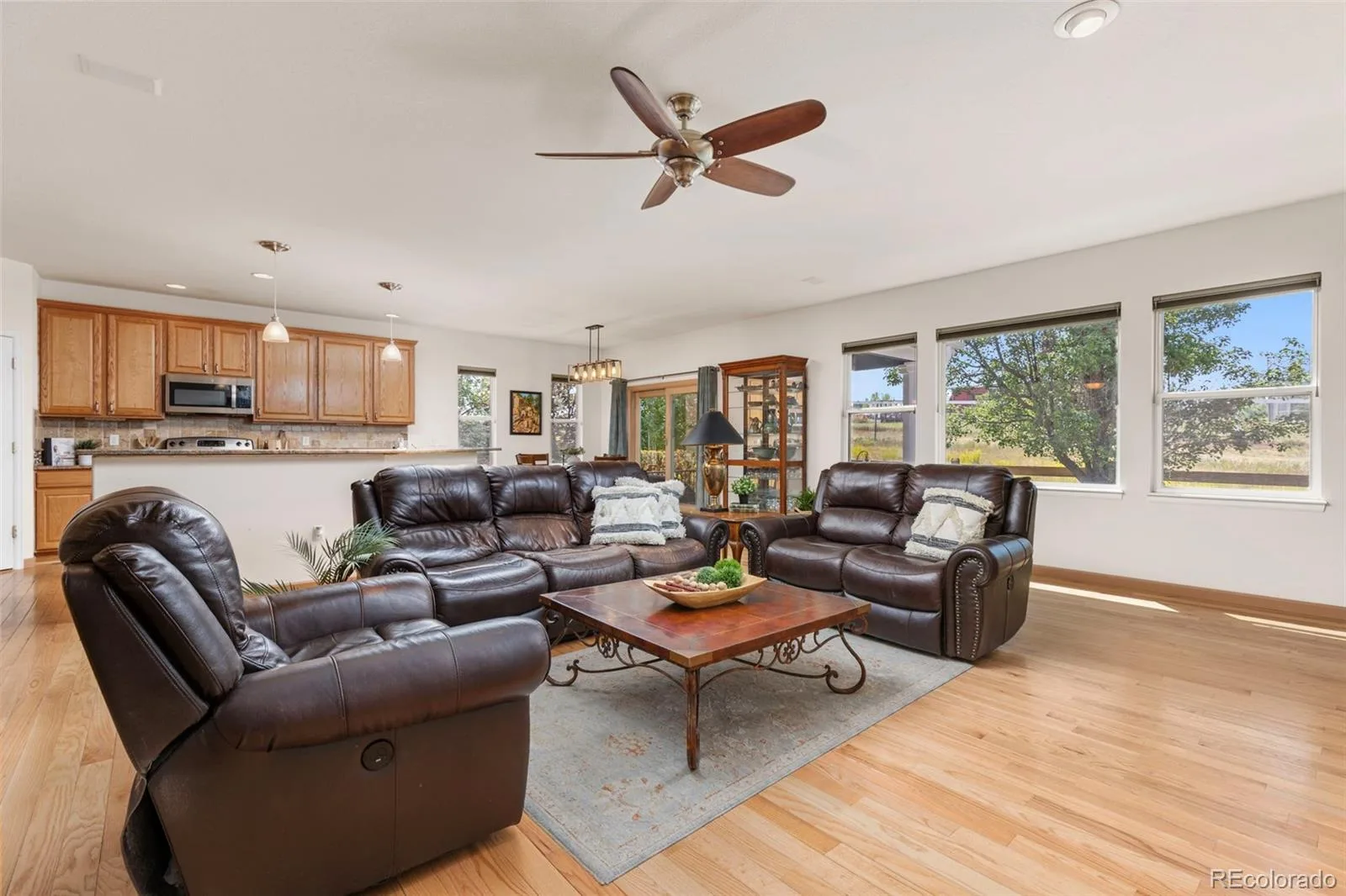 8244 S Catawba Court Aurora CO 80016 | MLS #REC7461065 08282026202635 1600 27