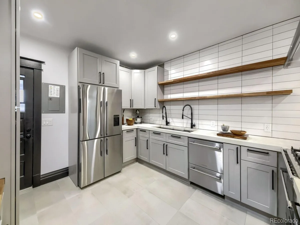 5699 W 10th Avenue Lakewood CO 80214 | MLS #REC7461953 09242026194243 1200 5