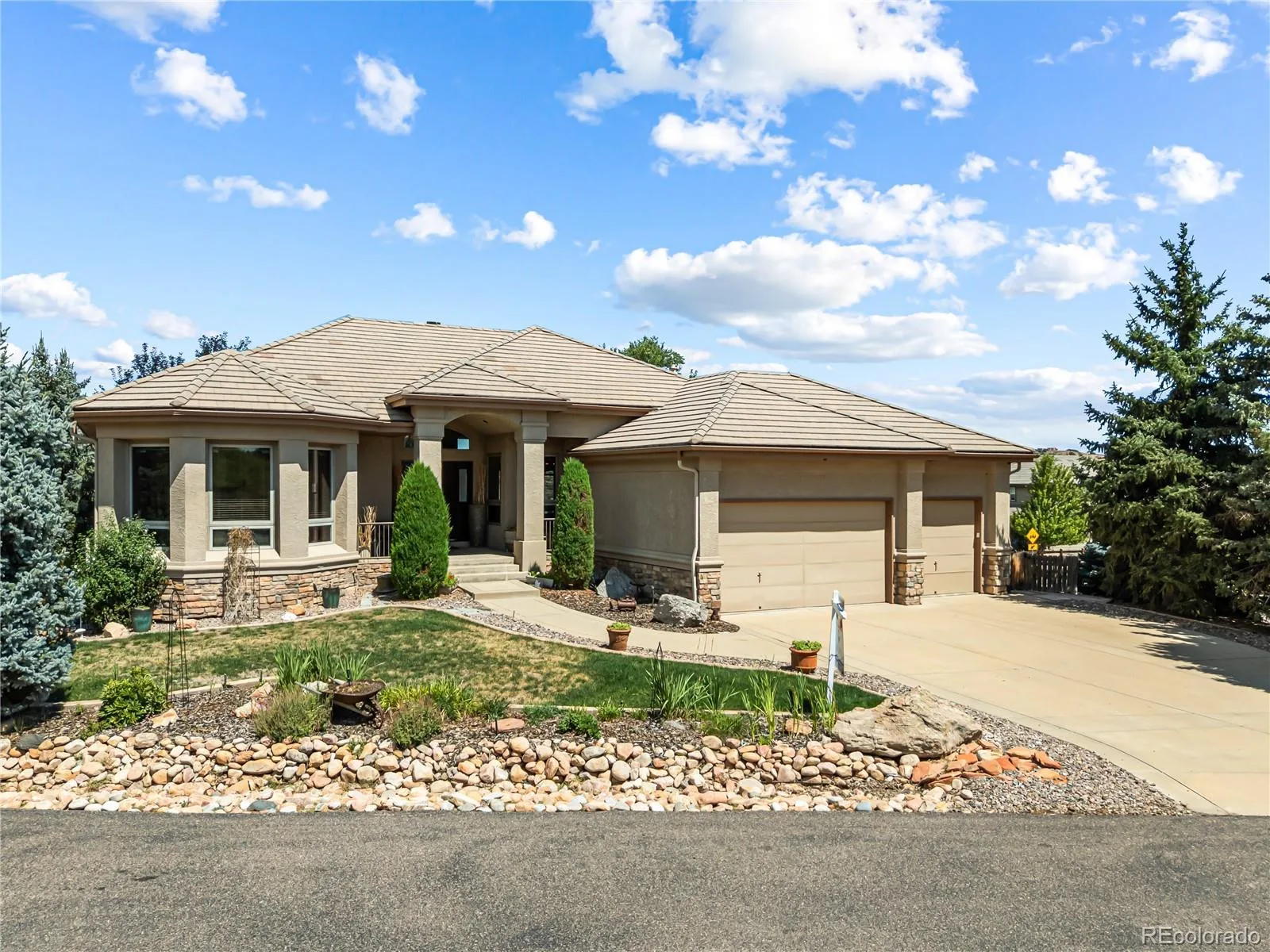 16213 Red Deer Court Morrison CO 80465 | MLS #REC7462947 08302026013538 1600 5