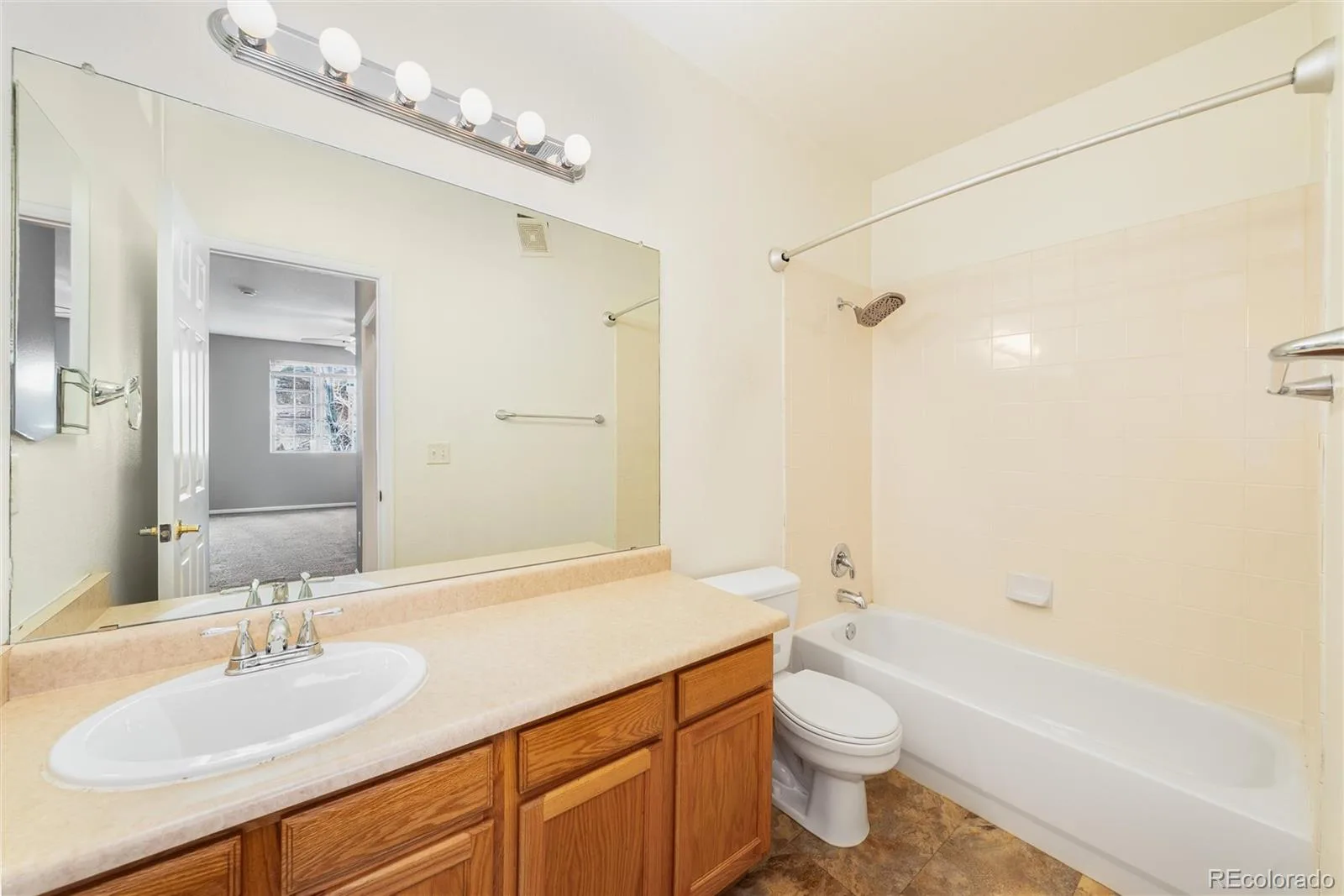 16808 E Gunnison Drive #6H Aurora CO 80017 | MLS #REC7464662 06122026074310 1600 15