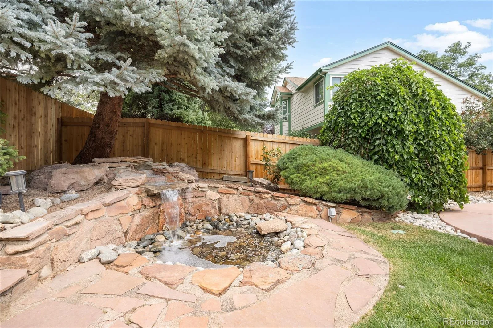 8433 Owens Court Arvada CO 80005 | MLS #REC7465952 08142026023524 1600 36