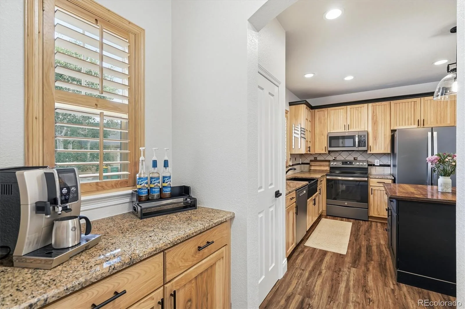 4235 Timber Hollow Loop Castle Rock CO 80109 | MLS #REC7467821 08212026152753 1600 21