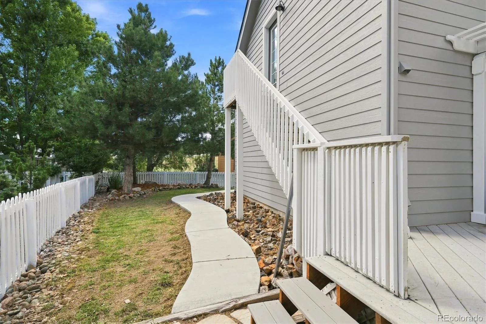 4235 Timber Hollow Loop Castle Rock CO 80109 | MLS #REC7467821 08212026152753 1600 42