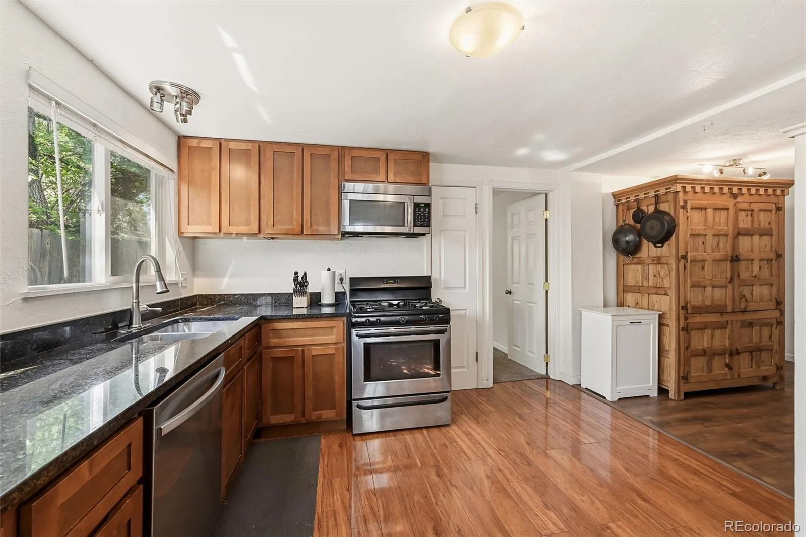2425 Reed Street Lakewood CO 80214 | MLS #REC7468001 07282026203654 1600 4