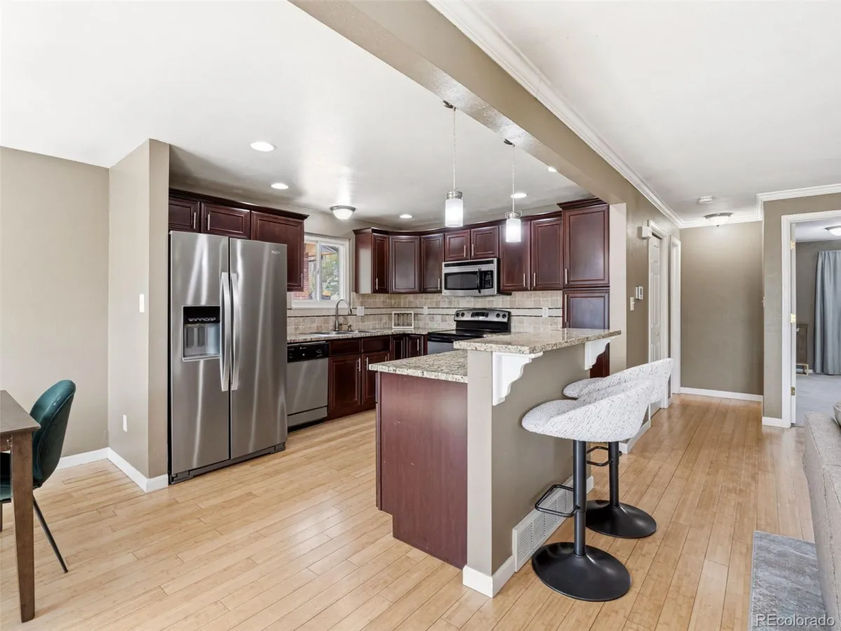 04162026173609 1200 12