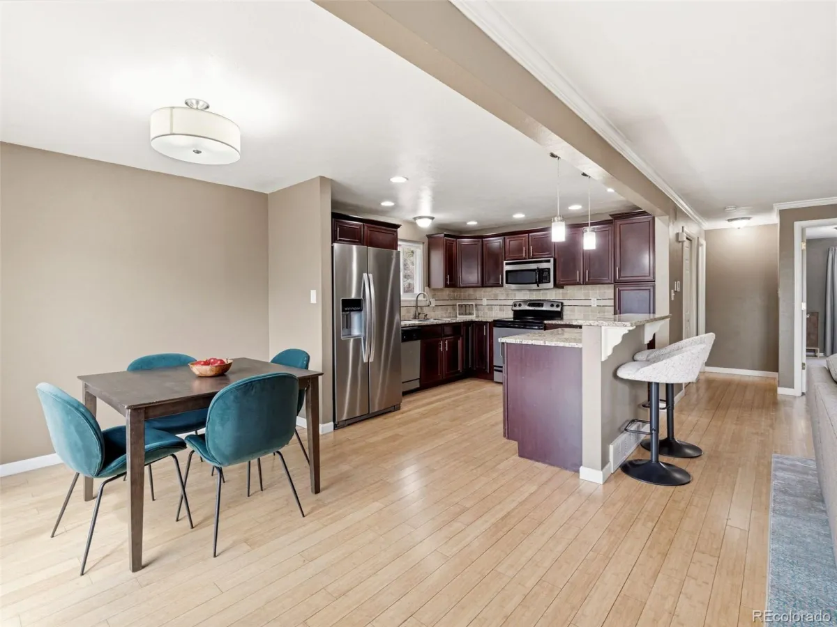 04162026173609 1200 14