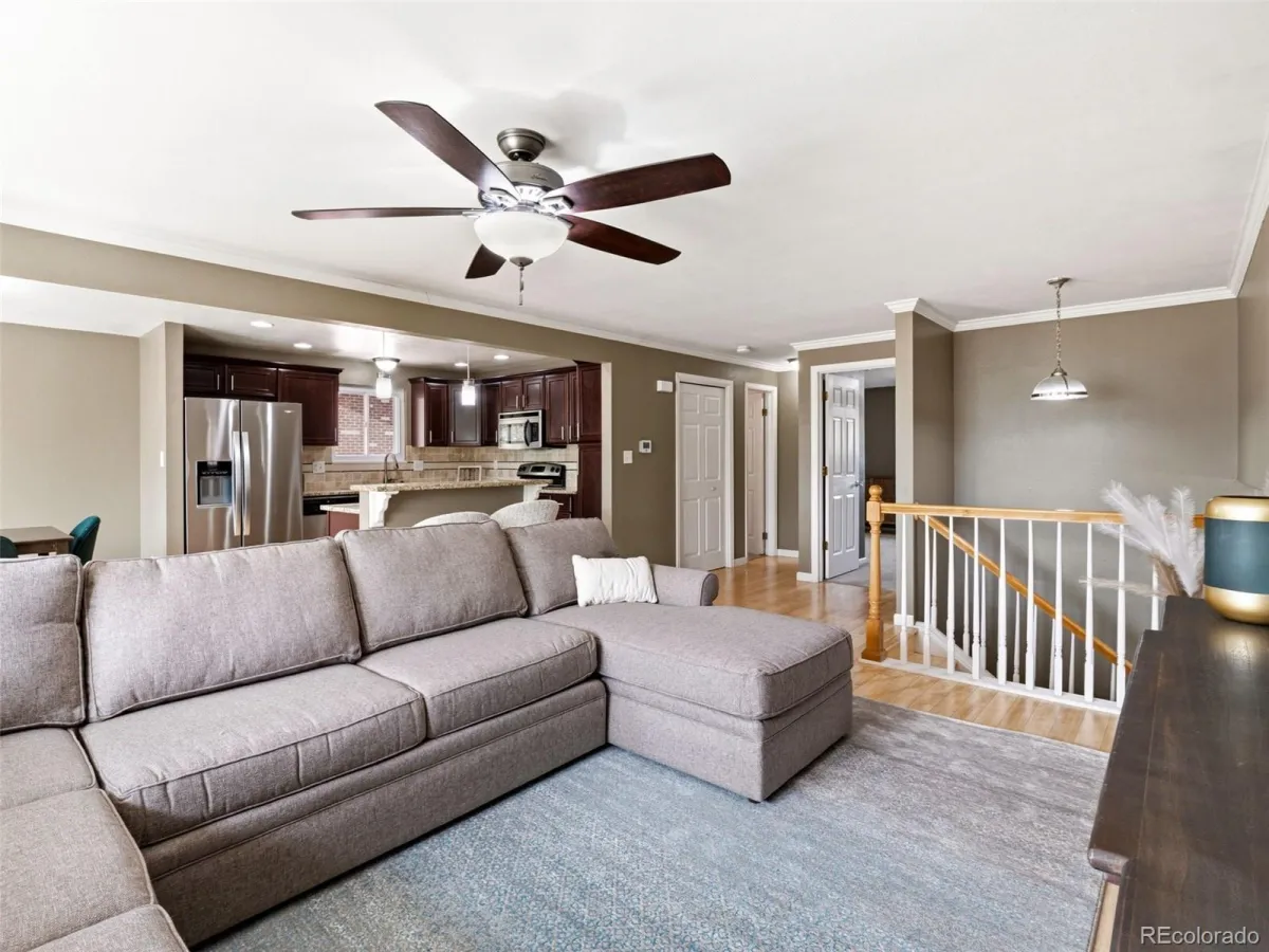 04162026173609 1200 17