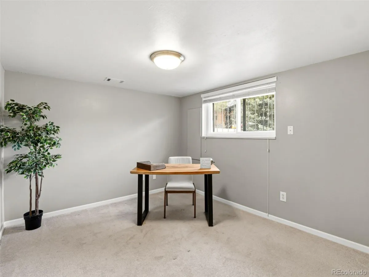 04162026173609 1200 31