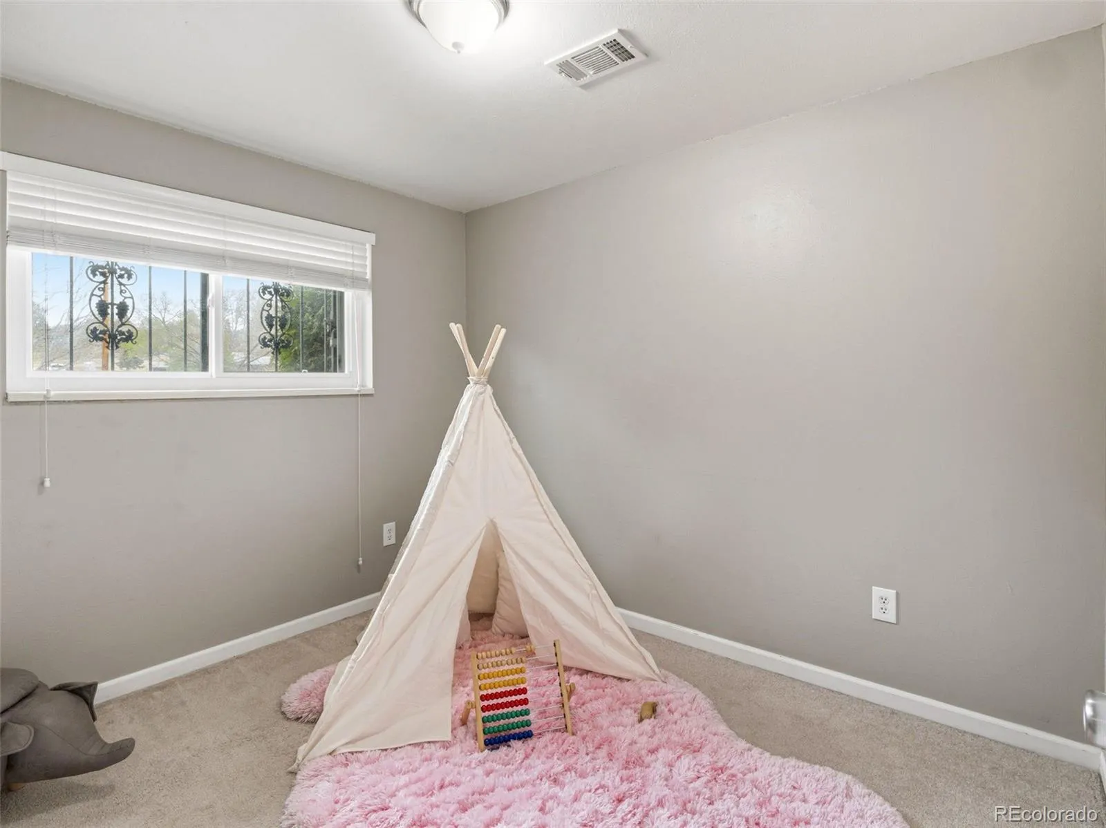 04162026173609 1600 29