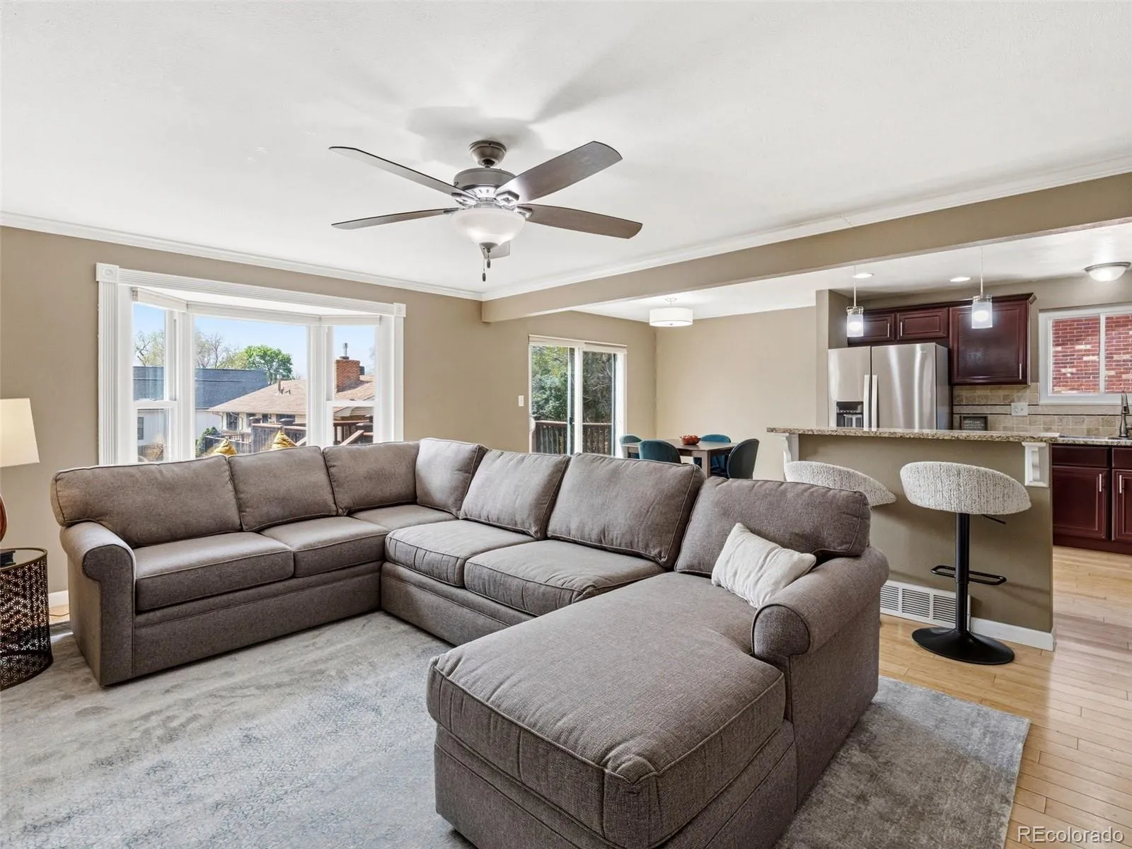 04162026173609 1600 3