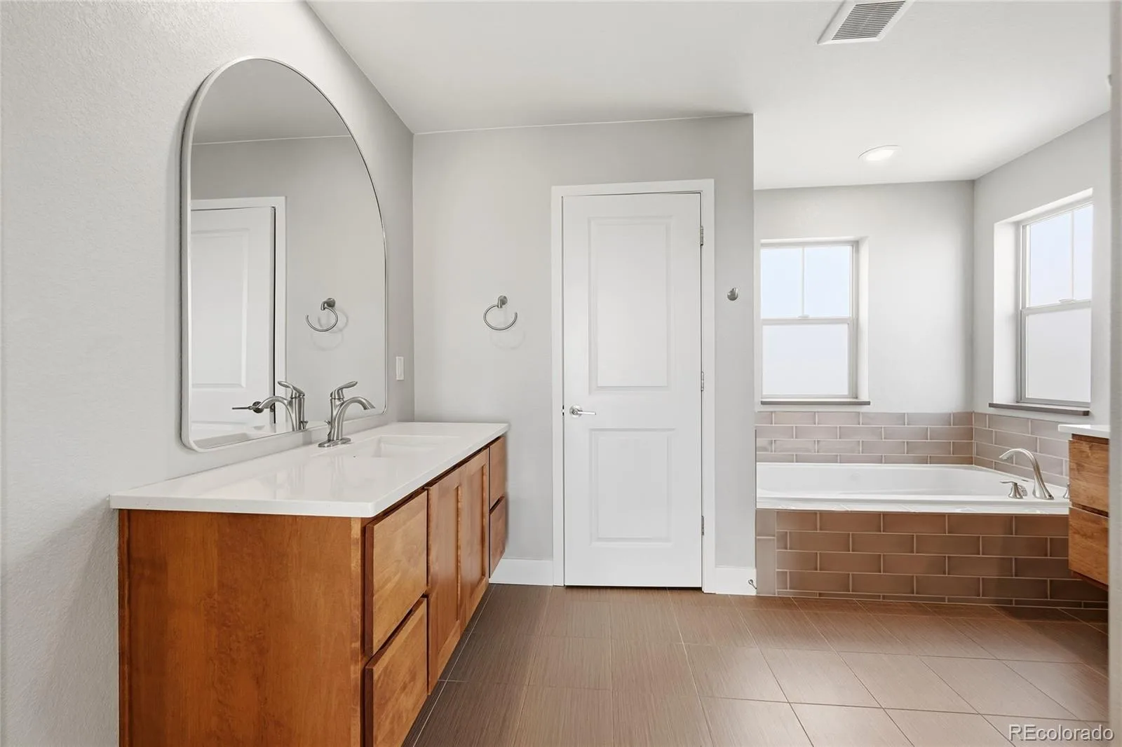 7029 S Buchanan Street Aurora CO 80016 MLS #REC7471429 06152026193637 1600 22