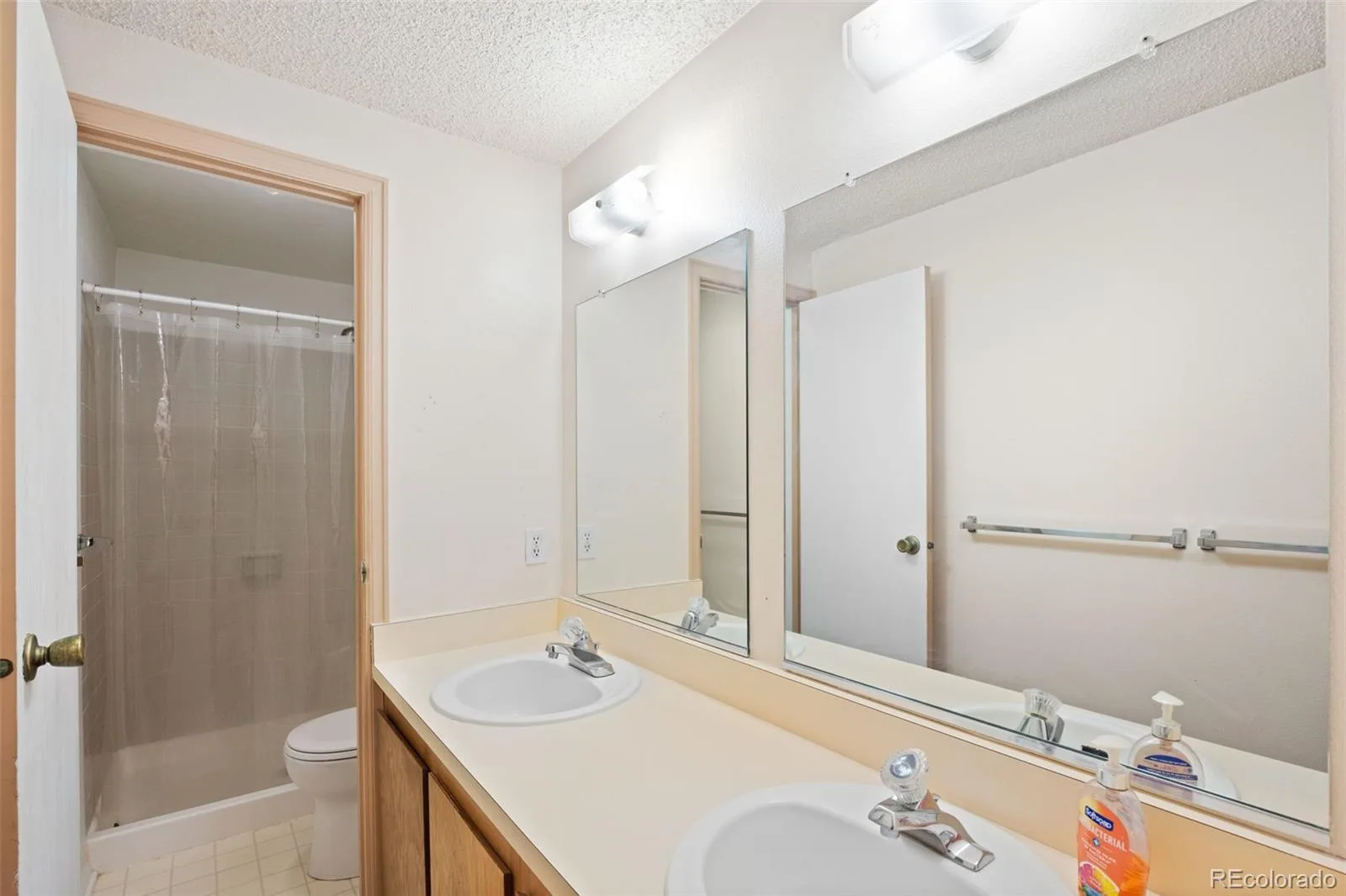 405 E Sutton Circle Lafayette CO 80026 | MLS #REC7472951 07272026185209 1600 13