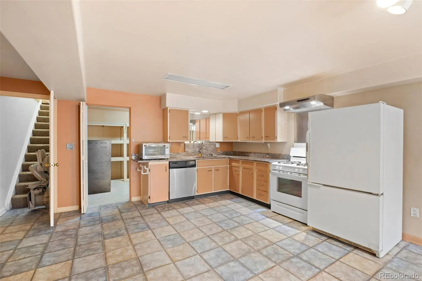 405 E Sutton Circle Lafayette CO 80026 | MLS #REC7472951 07272026185209 1600 18