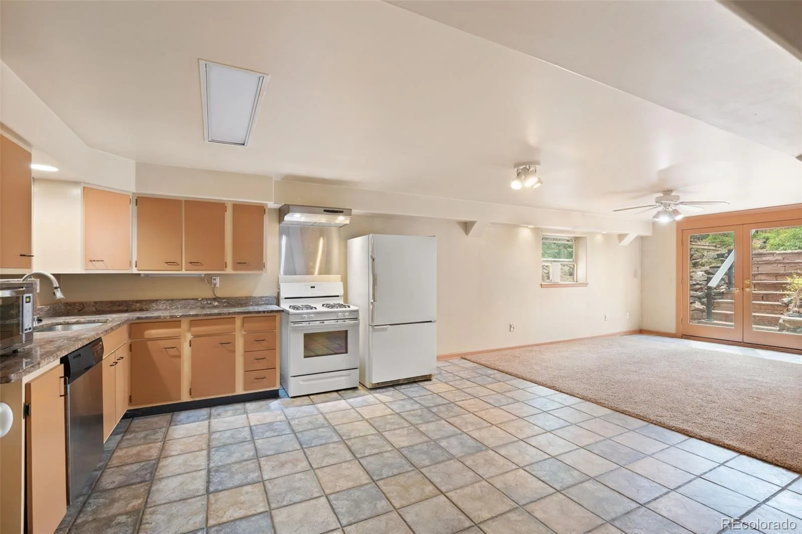 405 E Sutton Circle Lafayette CO 80026 | MLS #REC7472951 07272026185209 1600 20