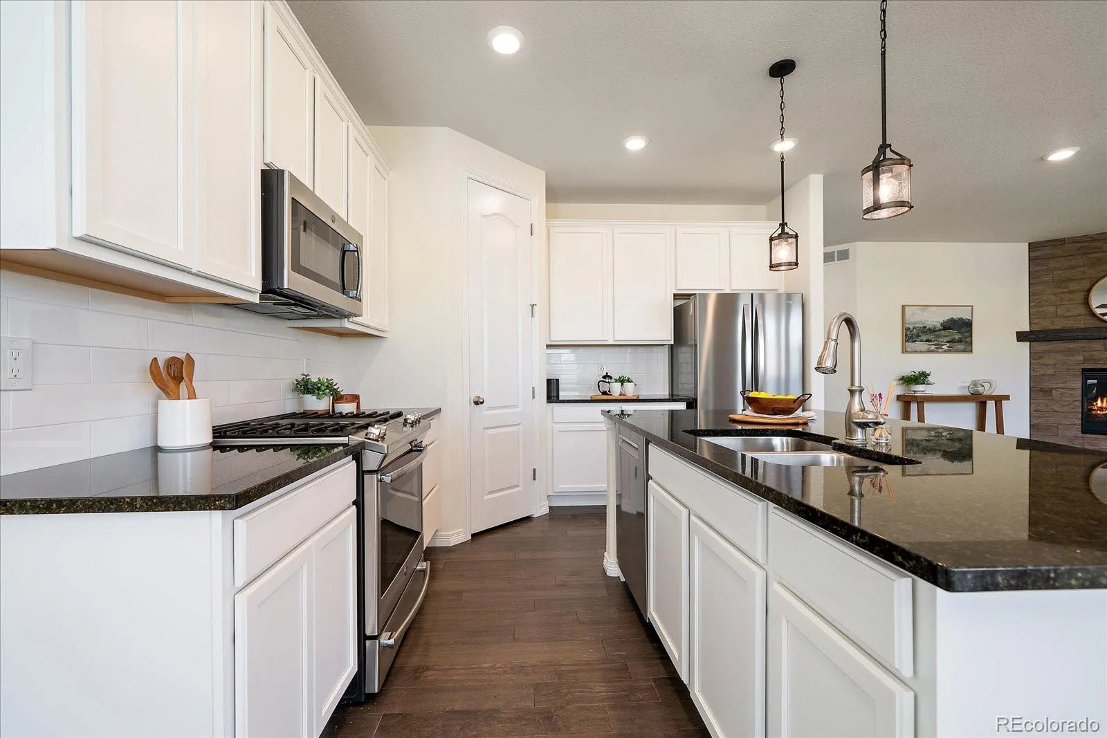 162 Back Nine Drive Castle Pines CO 80108 | MLS #REC7474247 07152026225544 1600 11