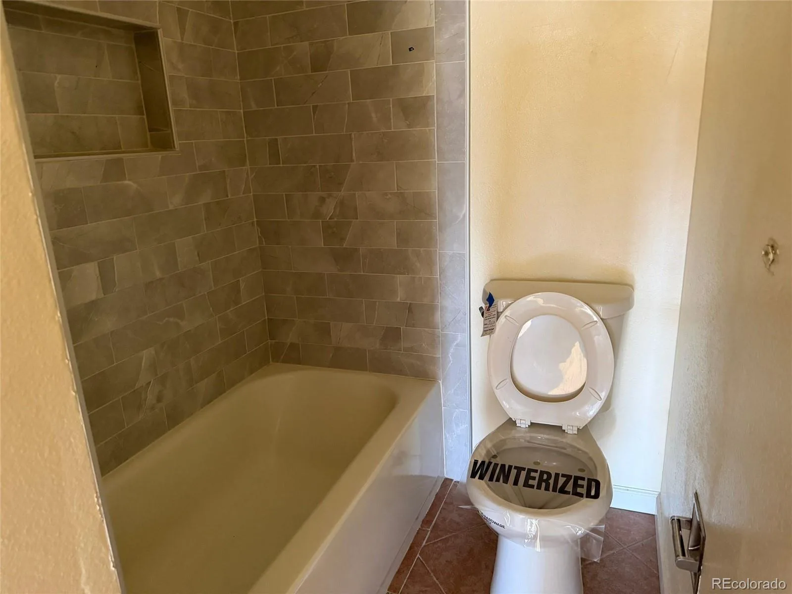 8770 Rainbow Avenue #1 Denver CO 80229 | MLS #REC7477064 08072026161636 1600 15