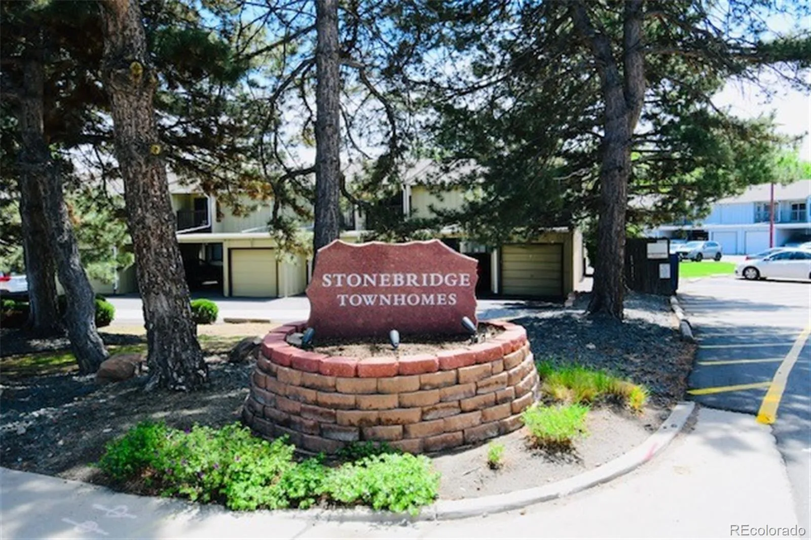 512 Vance Street #A Lakewood CO 80226 MLS #REC7479542 05232026095642 1600 26