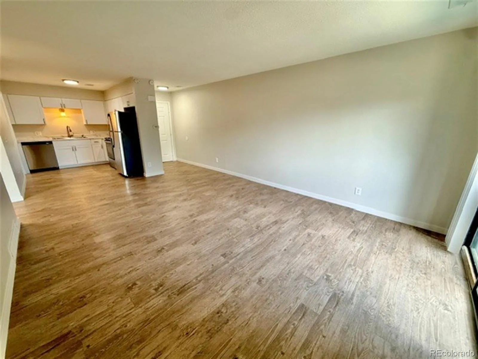 512 Vance Street #A Lakewood CO 80226 MLS #REC7479542 05232026095642 1600 3