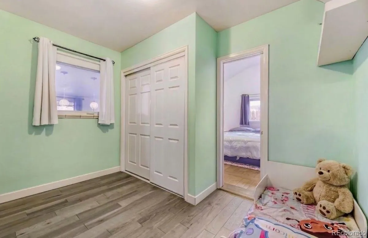 04102026195821 1200 10