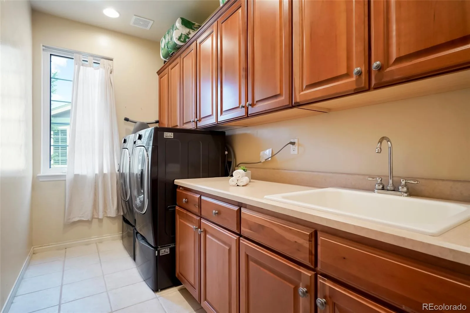 7068 Turweston Lane Castle Rock CO 80108 MLS #REC7481483 07092026220415 1600 18