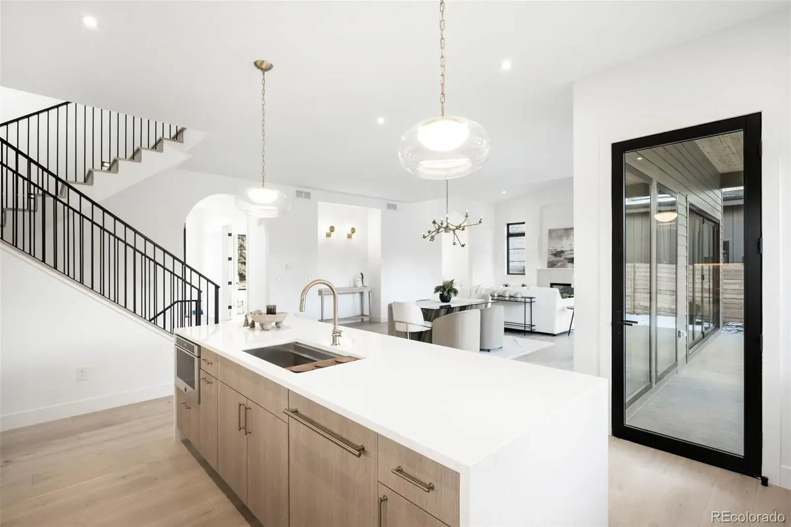 01162026223606 1600 16