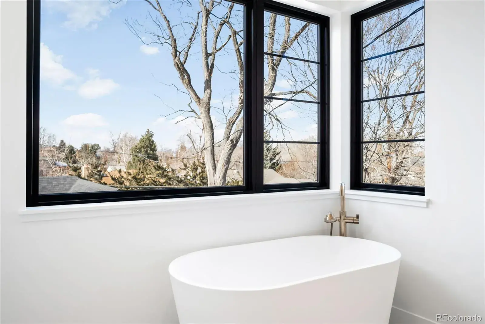 01162026223606 1600 22