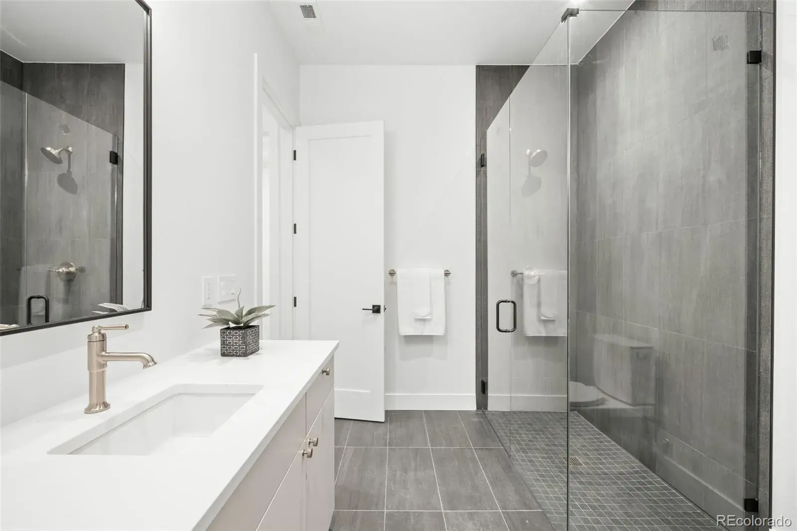 01162026223606 1600 32