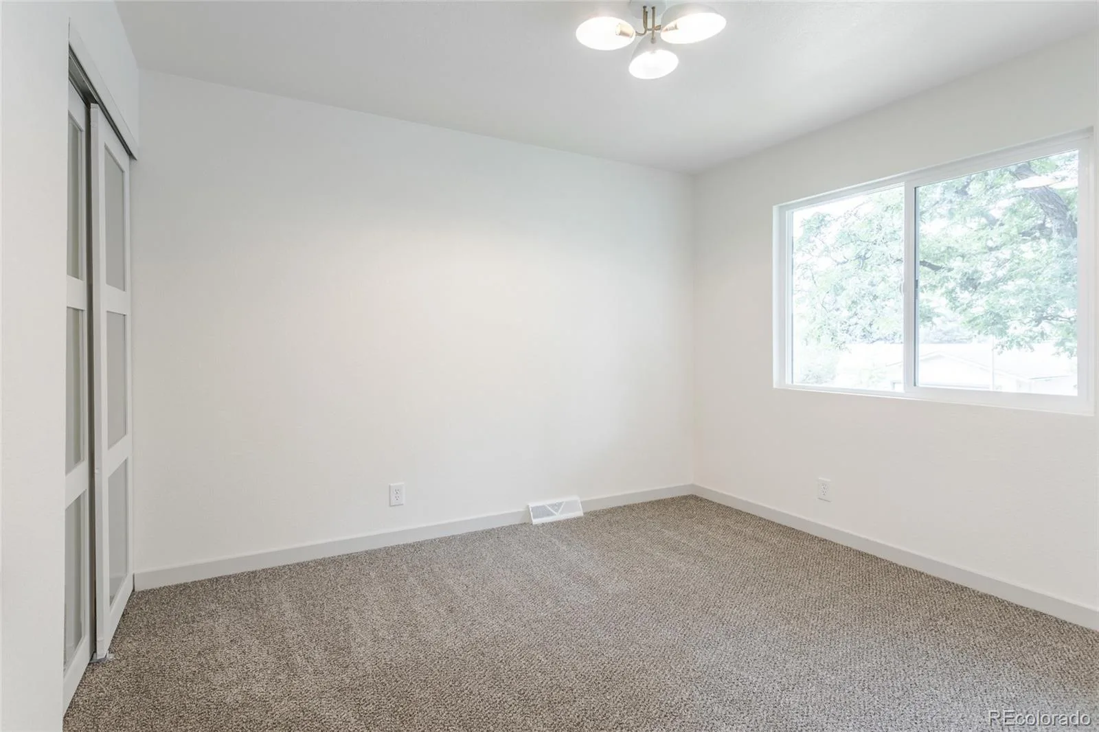 580 S Field Court Lakewood CO 80226 | MLS #REC7488395 08282026175835 1600 14