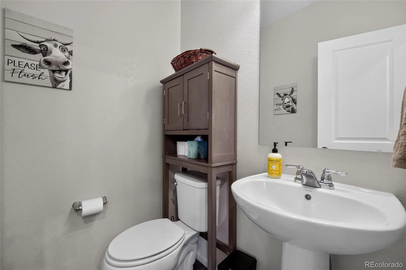 9091 E 59th North Place Denver CO 80238 | MLS #REC7490166 06232026002402 1600 31
