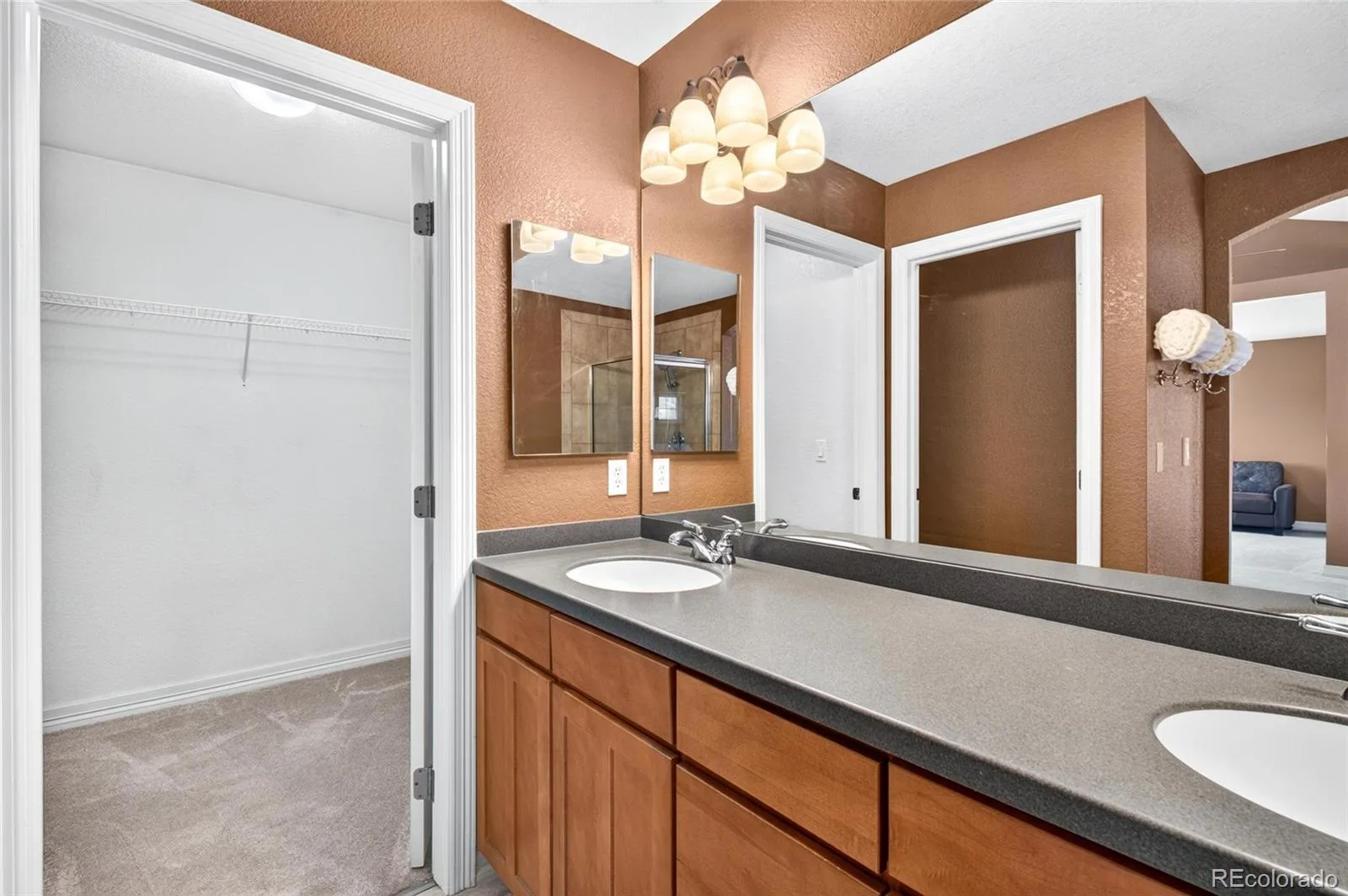 14068 Blue River Trail Broomfield CO 80023 MLS #REC7493120 06272026234237 1600 29
