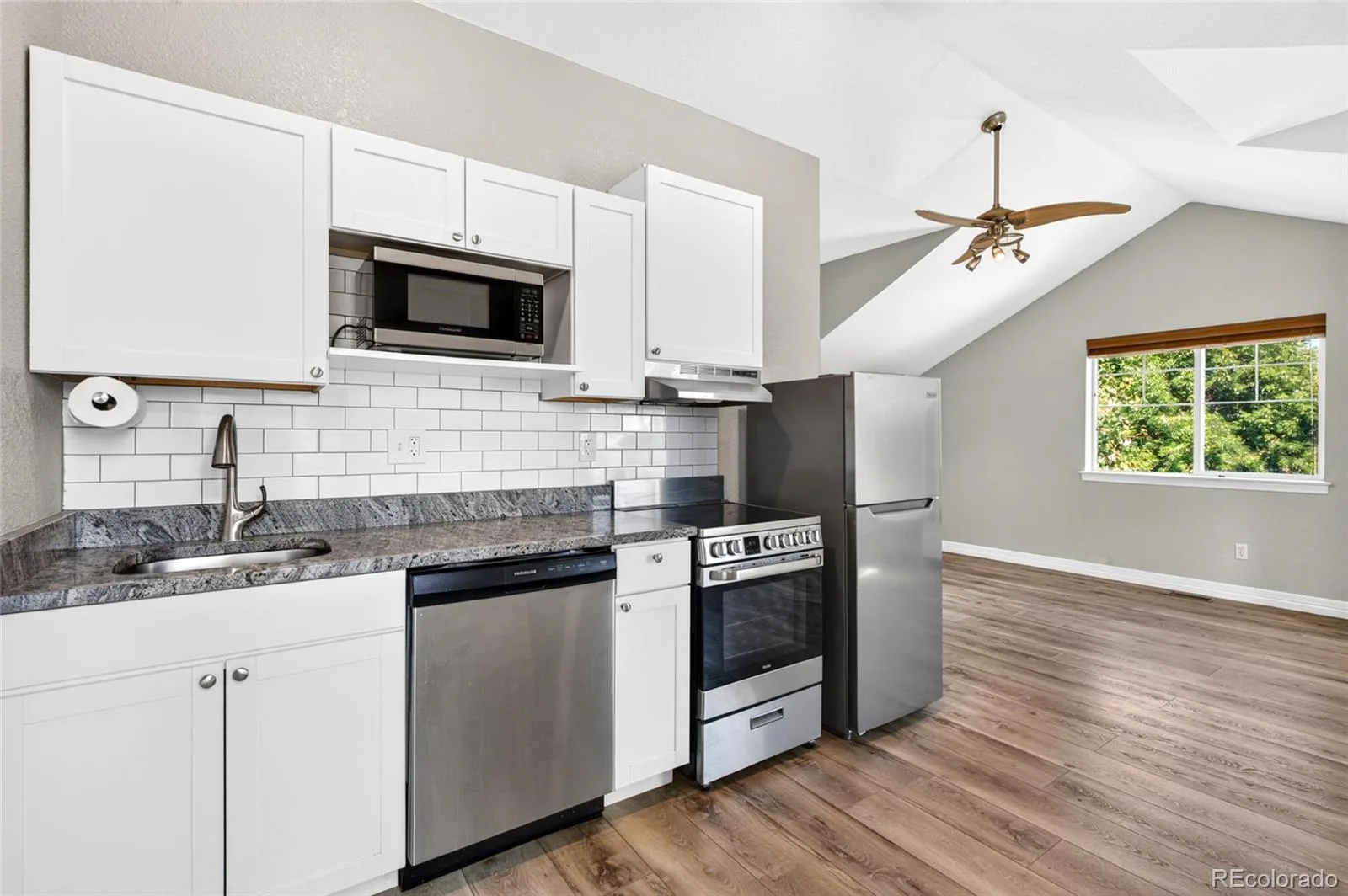 14068 Blue River Trail Broomfield CO 80023 MLS #REC7493120 06272026234237 1600 34