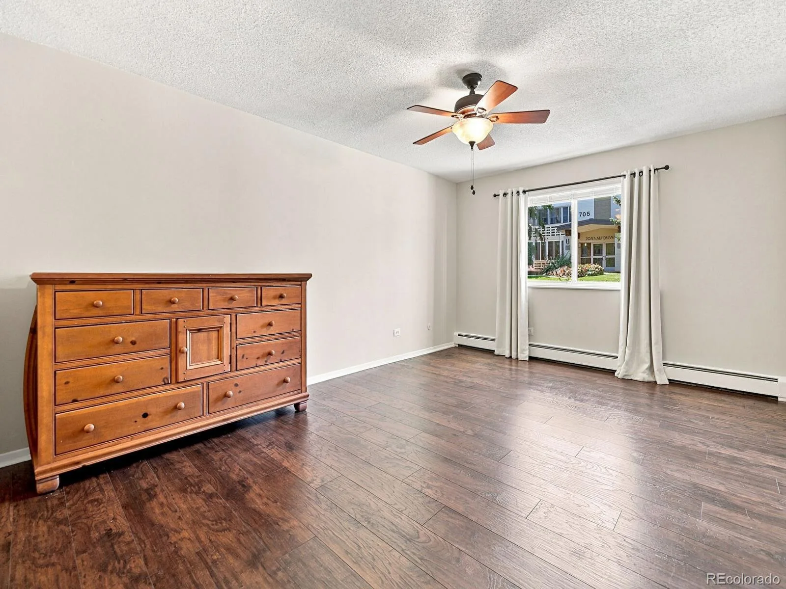 695 S Alton Way #8A #32 Denver CO 80247 | MLS #REC7494662 10142026185921 1600 9