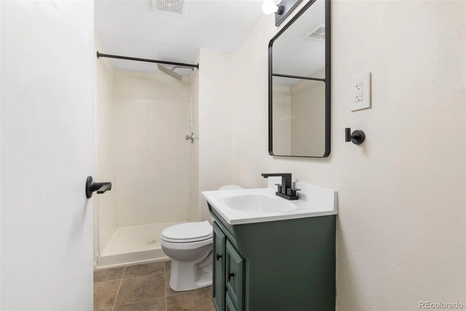 8922 Maribou Court Littleton CO 80130 | MLS #REC7499132 06202026002516 1600 31