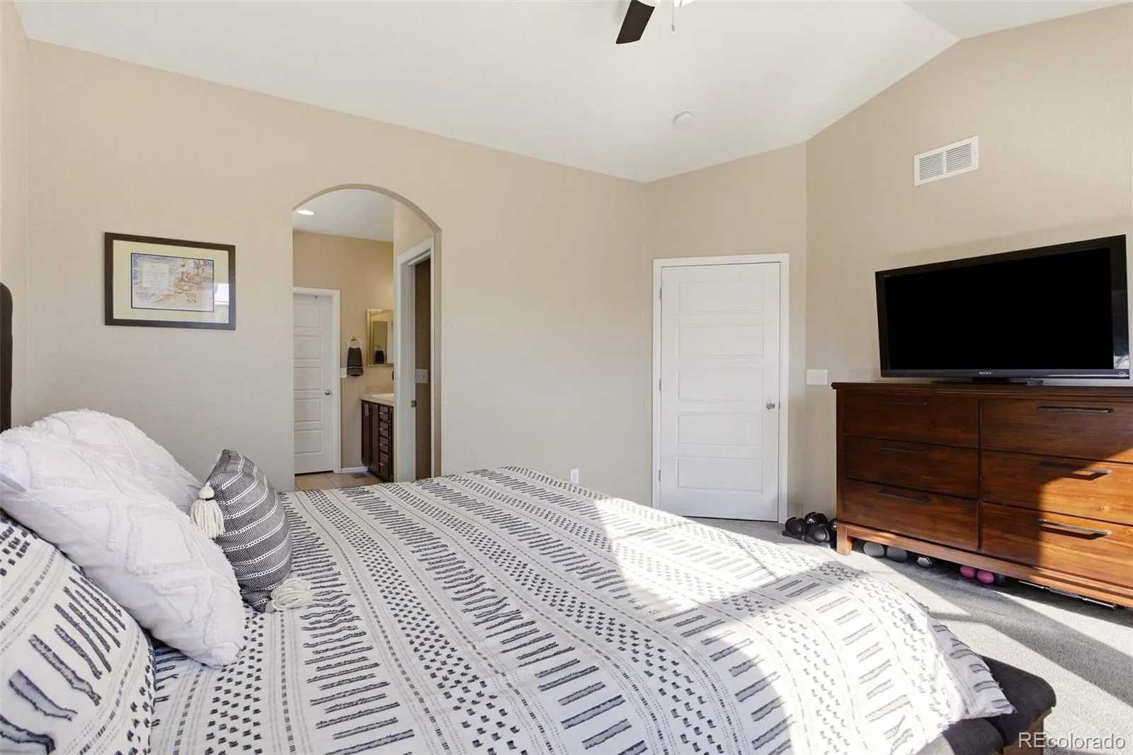 22575 E Union Circle Aurora CO 80015 | MLS #REC7500170 10052026164329 1600 9