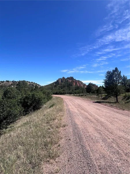 6031 Country Club Drive Larkspur CO 80118 | MLS #REC7501247 09122026083934 800 4