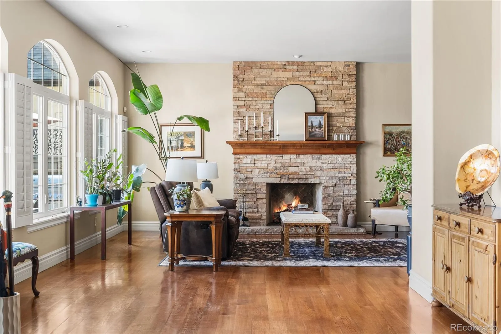 04092026002225 1600 15