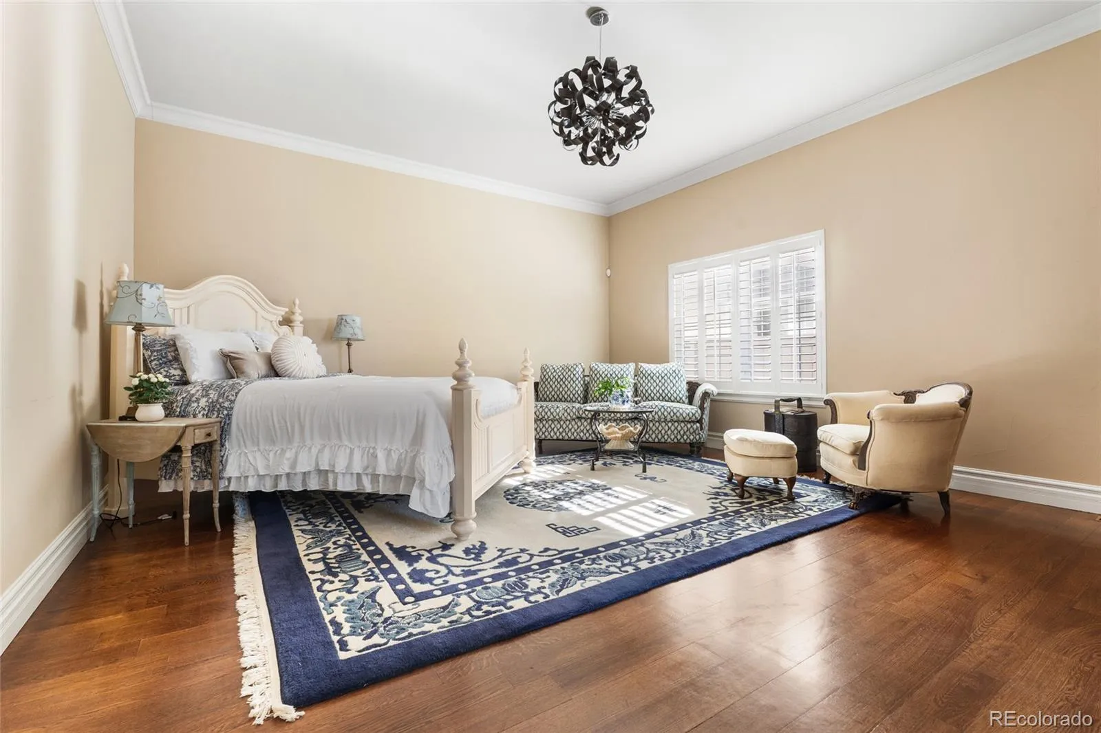 04092026002225 1600 20