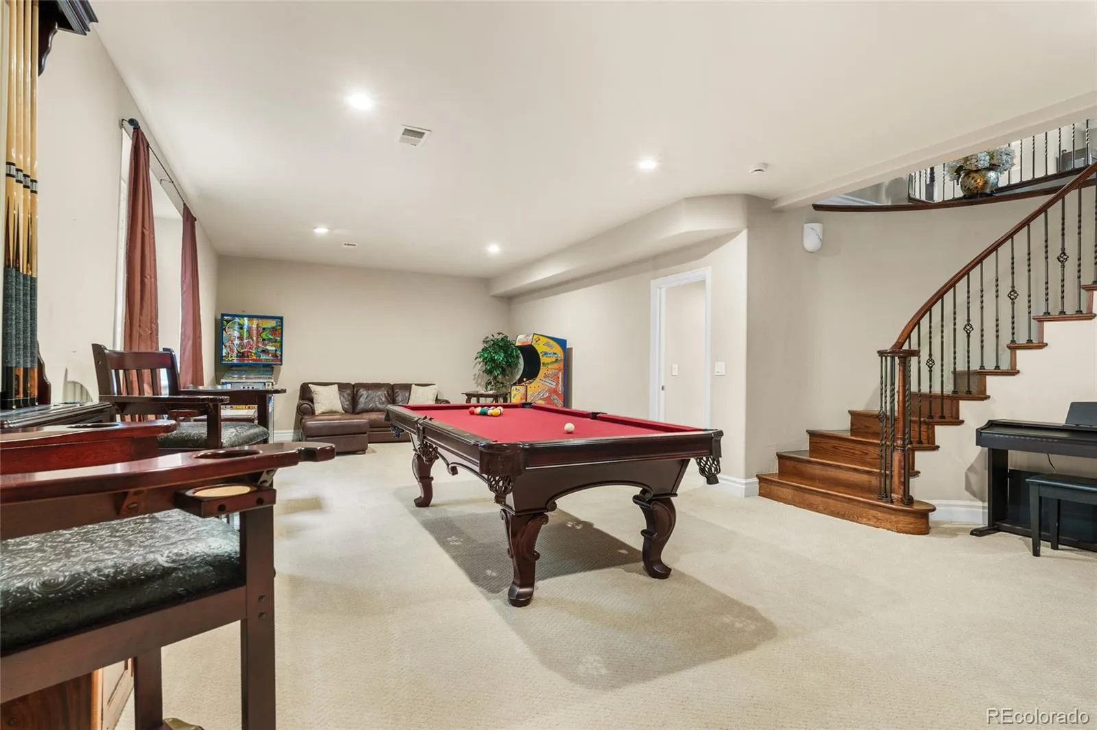 04092026002225 1600 39