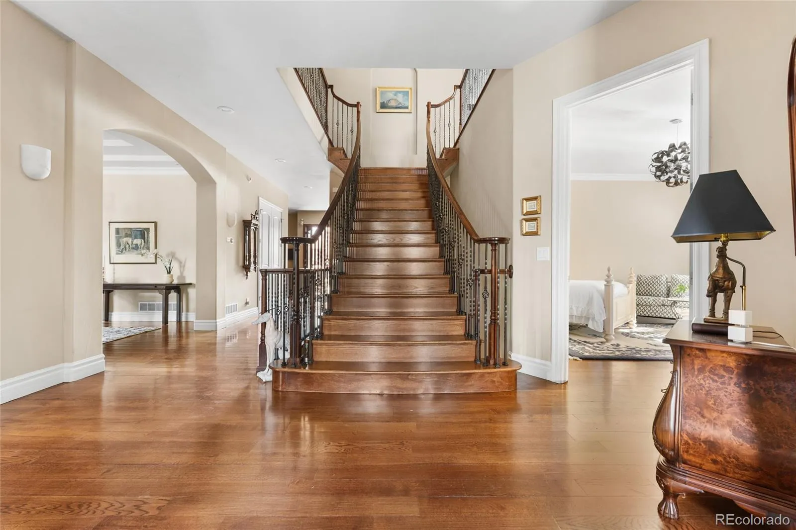 04092026002225 1600 5