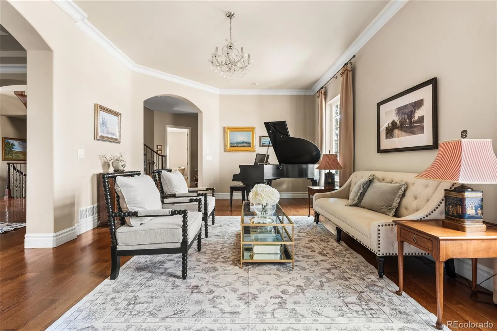 04092026002225 1600 8