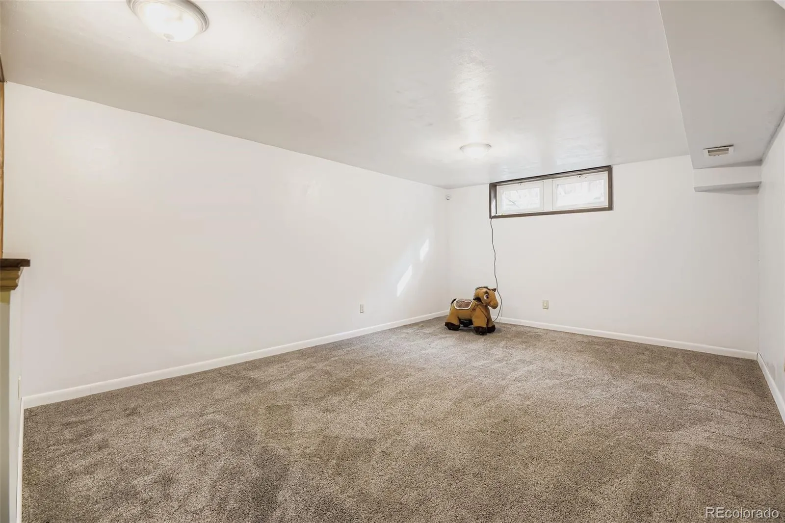 1385 S Vrain Way Denver CO 80219 MLS #REC7502304 05182026182226 1600 20