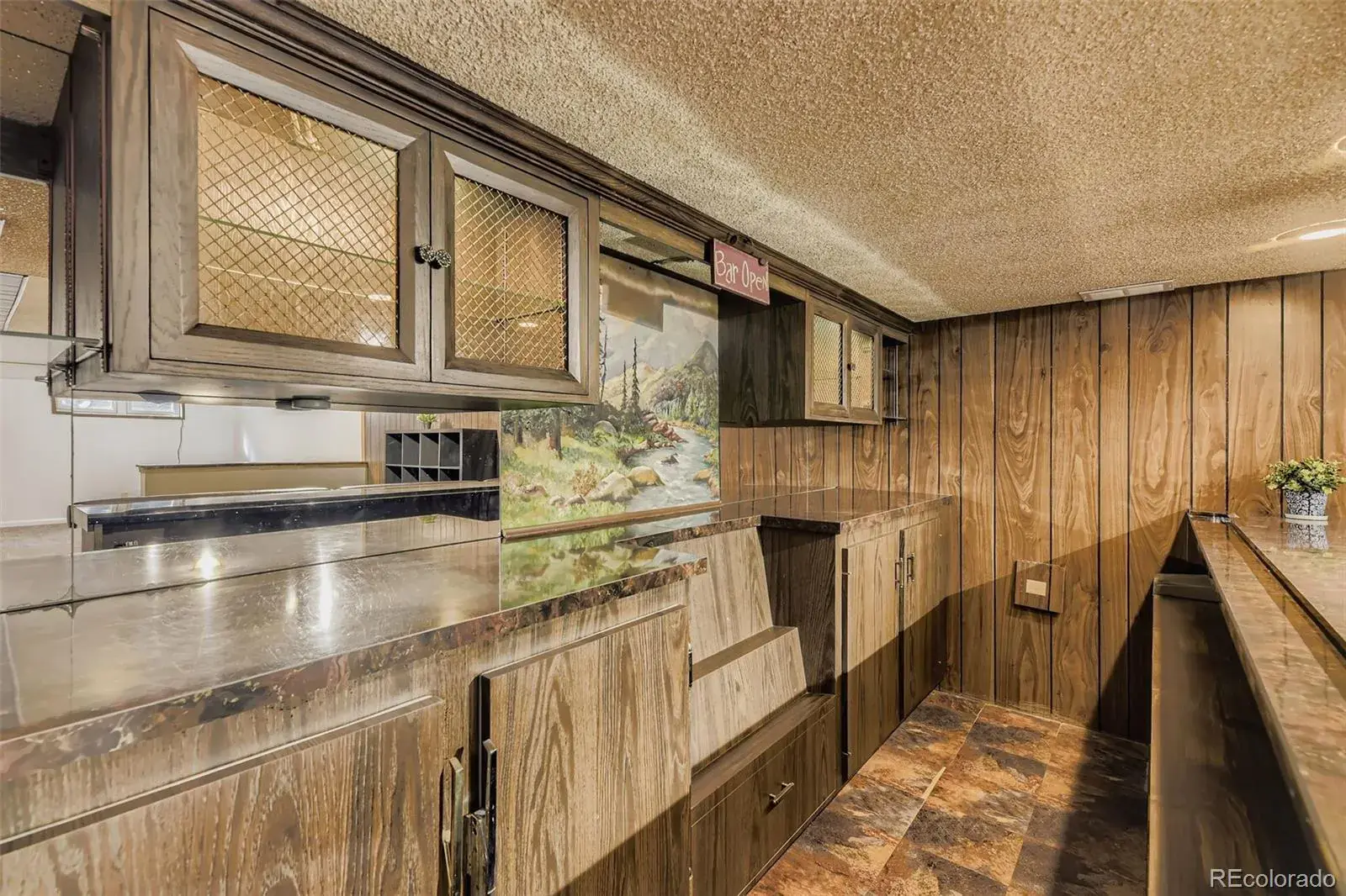 12082025222607 1600 25